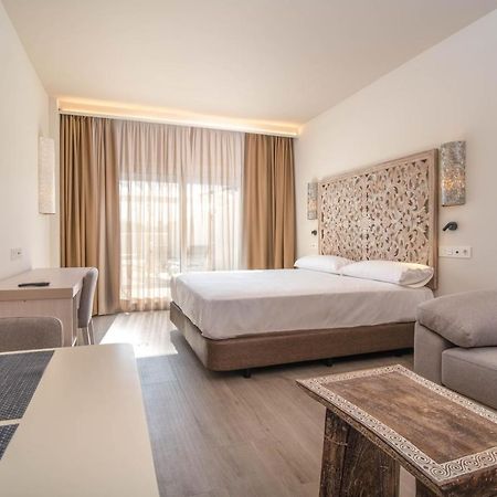 Aljarafe Suites By Qhotels Gelves Buitenkant foto